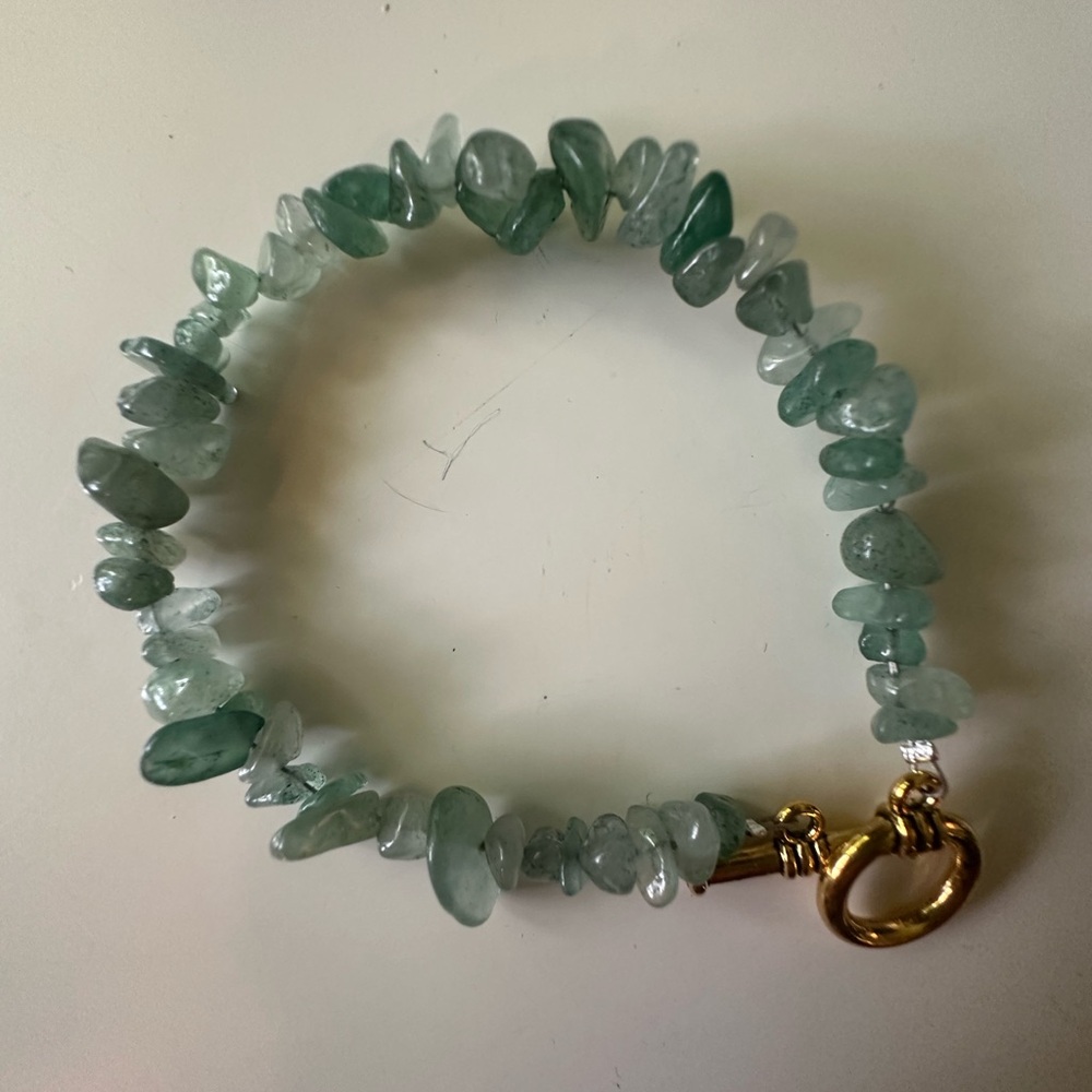 Elegant Green Stone Bracelet with Gold Clasp
